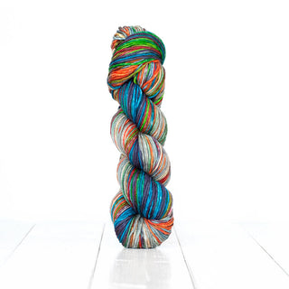 Buy uneek-worsted-4009 Pixelated Scarf Kit (Urth Yarns) Online Only
